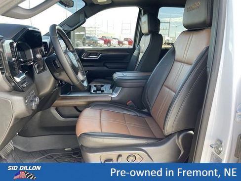 Certified 2025 Chevrolet Silverado 2500 High Country w/ Technology Package AWD/4WD image 16