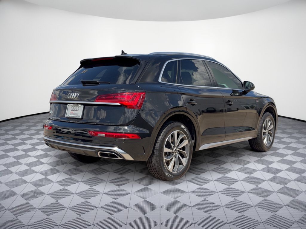 Used 2023 Audi Q5 2.0T Premium Plus w/ Premium Plus Package AWD/4WD image 9