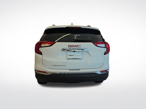 Used 2024 GMC Terrain SLT FWD image 5