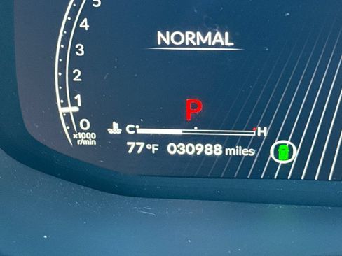 Used 2024 Acura MDX w/ Technology Package AWD/4WD image 3