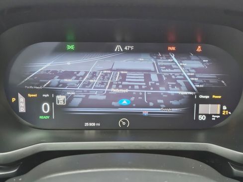 Used 2021 Polestar Polestar 2 image 35