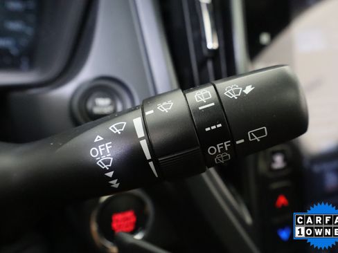 Used 2025 Subaru Forester Premium AWD/4WD image 31