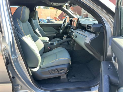 Used 2024 Toyota Tacoma 4x4 Double Cab Hybrid image 13