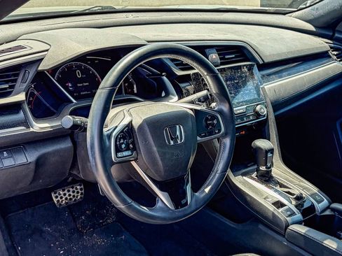 Used 2020 Honda Civic Sport image 8