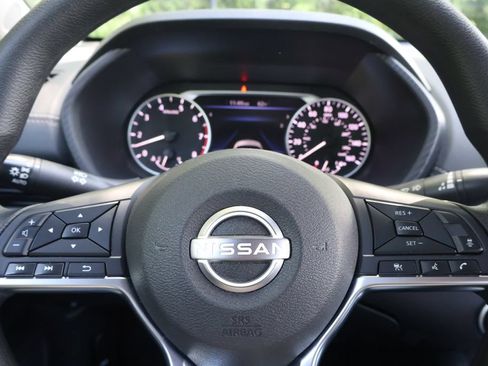 Used 2024 Nissan Sentra SV FWD image 25
