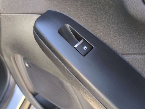 Used 2024 Ford Escape Active image 32