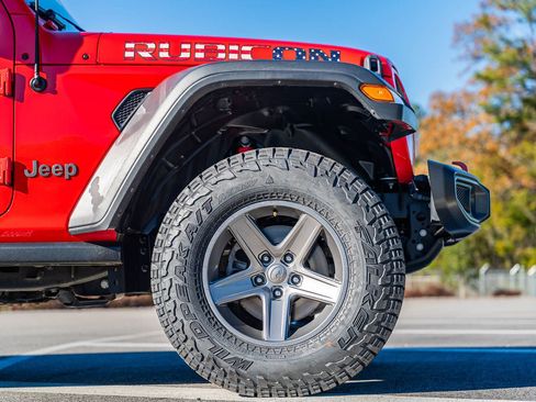 Used 2023 Jeep Gladiator Rubicon w/ LED Lighting Group image 10