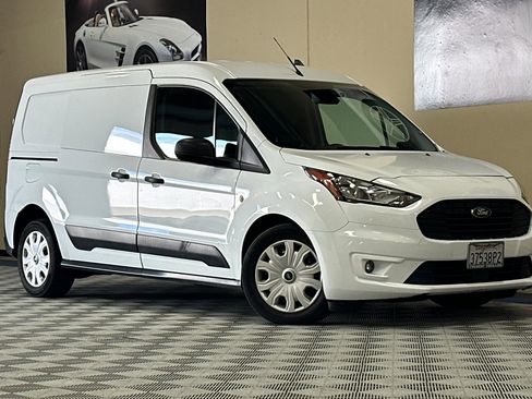 Used 2020 Ford Transit Connect XLT image 2