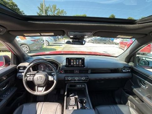 Used 2023 Honda Pilot TrailSport image 30