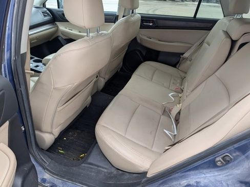 Used 2016 Subaru Outback 2.5i Limited image 12