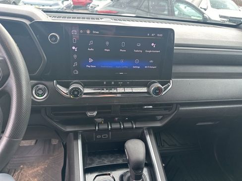 Used 2023 Chevrolet Colorado W/T w/ Advanced Trailering Package image 9