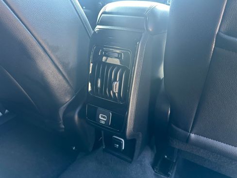 Used 2025 Jeep Compass Trailhawk image 23