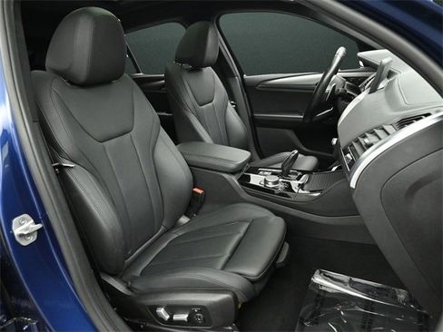 Used 2021 BMW X4 M40i image 24