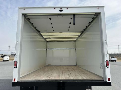 New 2024 Chevrolet Express 4500 w/ Power Convenience Package RWD image 12
