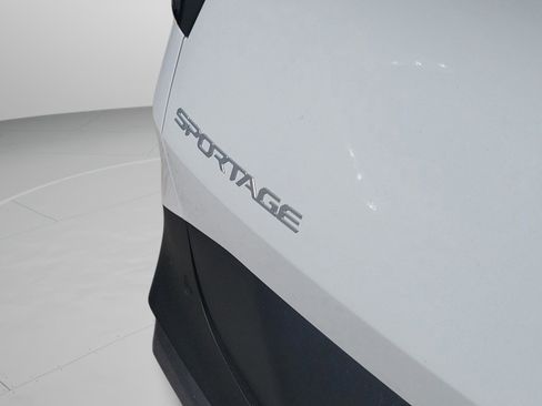 New 2026 Kia Sportage EX FWD image 31