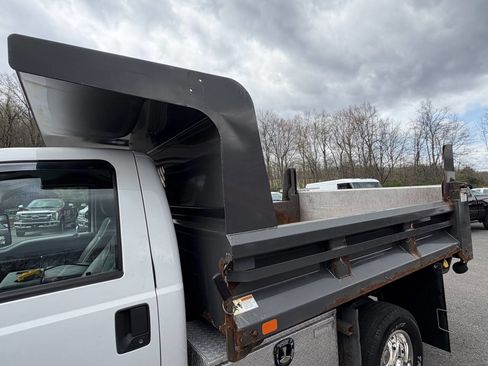 Used 2015 Ford F350 XL w/ Power Equipment Group image 28