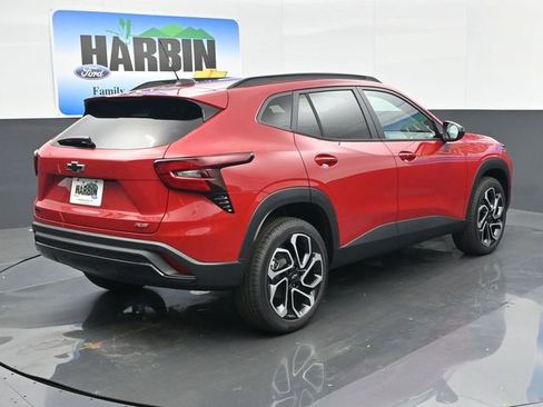 New 2026 Chevrolet Trax RS w/ Driver Confidence Package image 5