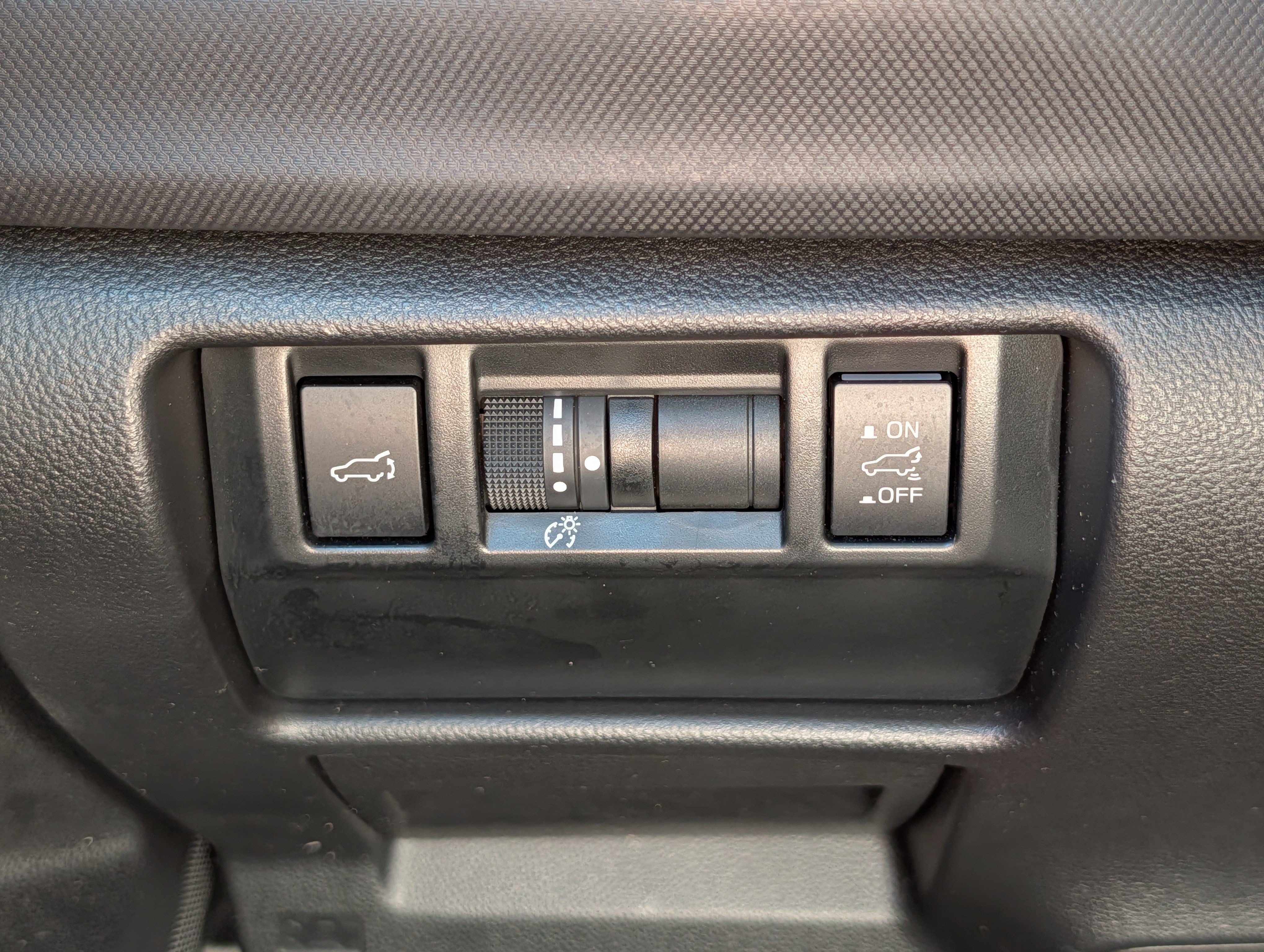 Certified 2025 Subaru Forester Premium AWD/4WD image 26