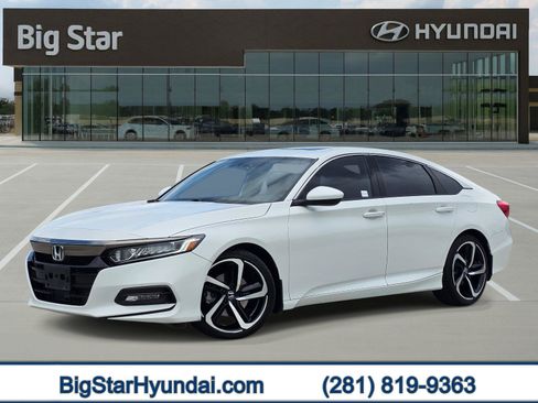 Used 2018 Honda Accord Sport image 1