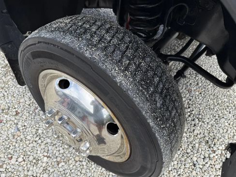 Used 2012 Ford F550 4x4 Regular Cab Super Duty w/ Snow Plow Prep Pkg image 18