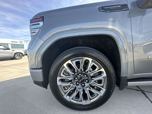 Used 2023 GMC Sierra 1500 Denali Ultimate image 34
