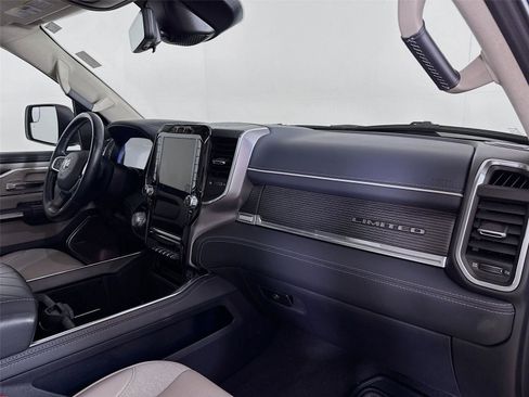 Used 2023 RAM 1500 Limited AWD/4WD image 30