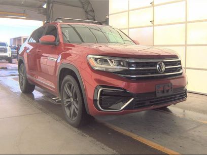 Used 2021 Volkswagen Atlas Cross Sport SE w/ Panoramic Sunroof Package