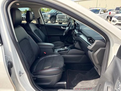 Used 2022 Ford Escape SEL w/ SEL Stealth AWD Package image 26