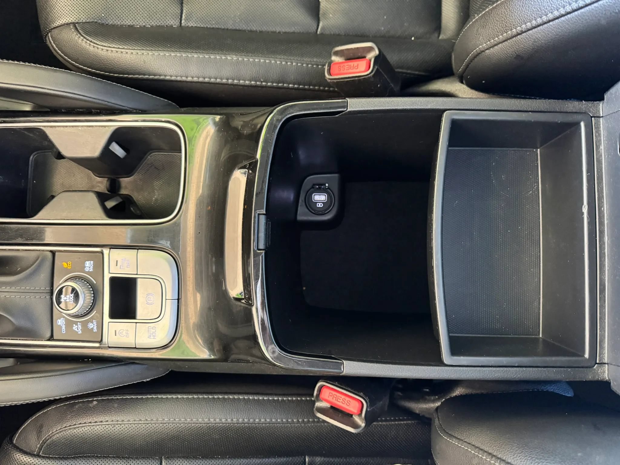 Used 2021 Kia Telluride EX w/ EX Premium Package AWD/4WD image 15
