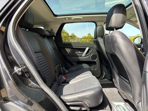 Used 2021 Land Rover Discovery Sport SE AWD/4WD image 20