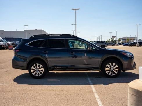 Used 2023 Subaru Outback Premium AWD/4WD image 8