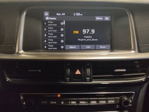 Used 2020 Kia Optima LX FWD image 25