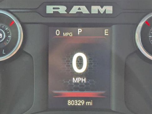 Used 2022 RAM 1500 Big Horn AWD/4WD image 10