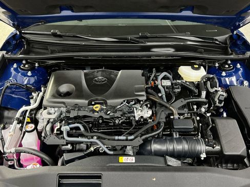 Used 2025 Toyota Camry LE image 32