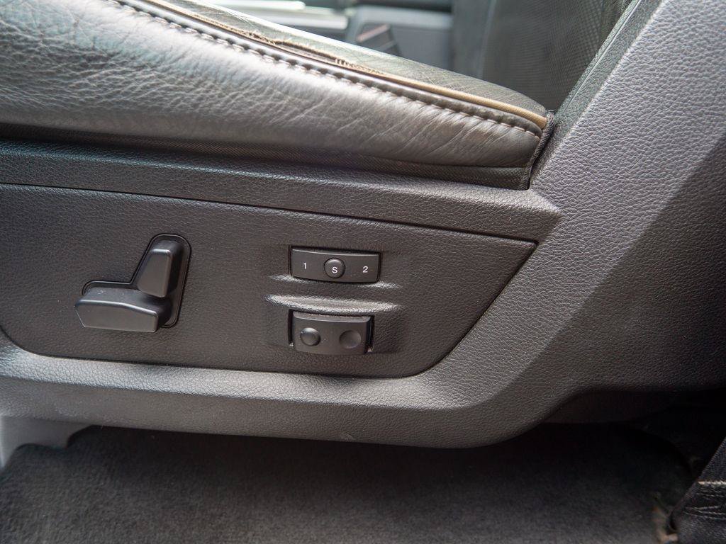 Used 2015 RAM 1500 Limited AWD/4WD image 23