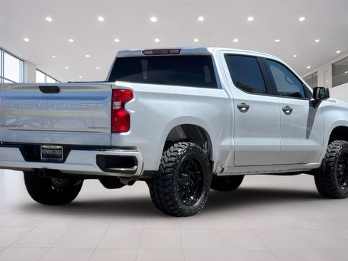 Used 2022 Chevrolet Silverado 1500 Custom AWD/4WD image 4