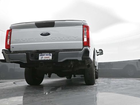 Used 2025 Ford F250 XLT image 37