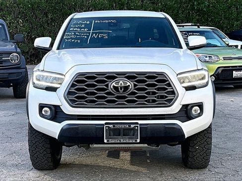Certified 2023 Toyota Tacoma TRD Off-Road image 2