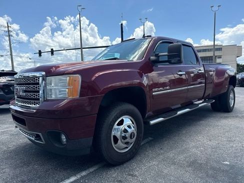 Used 2013 GMC Sierra 3500 Denali AWD/4WD image 4