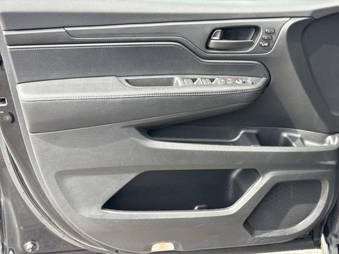 Used 2024 Honda Odyssey EX-L image 23