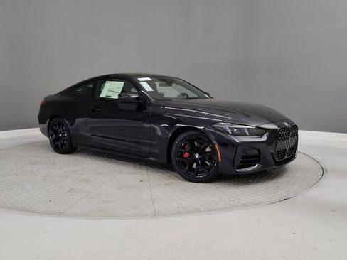 Used 2026 BMW 430i Coupe w/ M Sport Package image 27