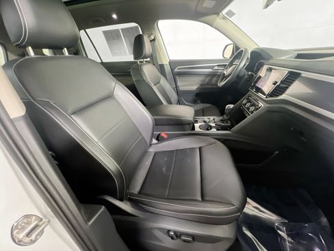 Used 2023 Volkswagen Atlas SEL R-Line image 30