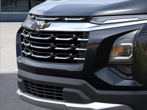 New 2026 Chevrolet Equinox LT FWD image 13