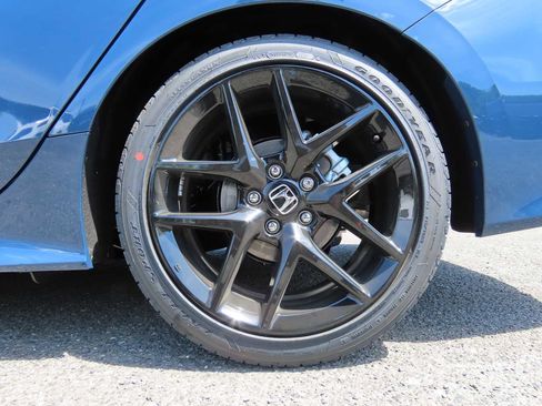 New 2026 Honda Civic Sport image 9