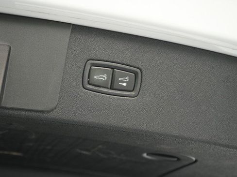 Used 2019 Porsche Cayenne Turbo AWD/4WD image 68