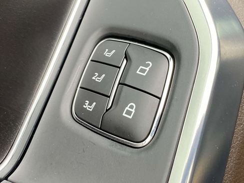 Used 2025 Ford F150 King Ranch w/ FX4 Off-Road Package image 22