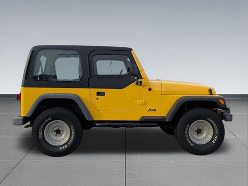 Used 2002 Jeep Wrangler SE image 7