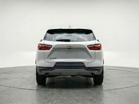 Used 2025 Chevrolet Blazer LT image 7