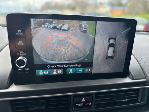 Used 2025 Honda Pilot Black Edition image 19