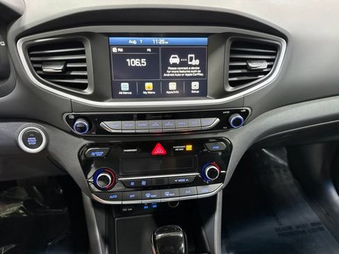 Used 2018 Hyundai Ioniq Blue FWD image 15